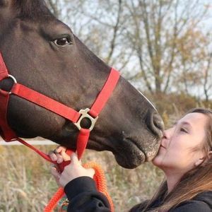 Meet your Posher, Debbie abul-husn